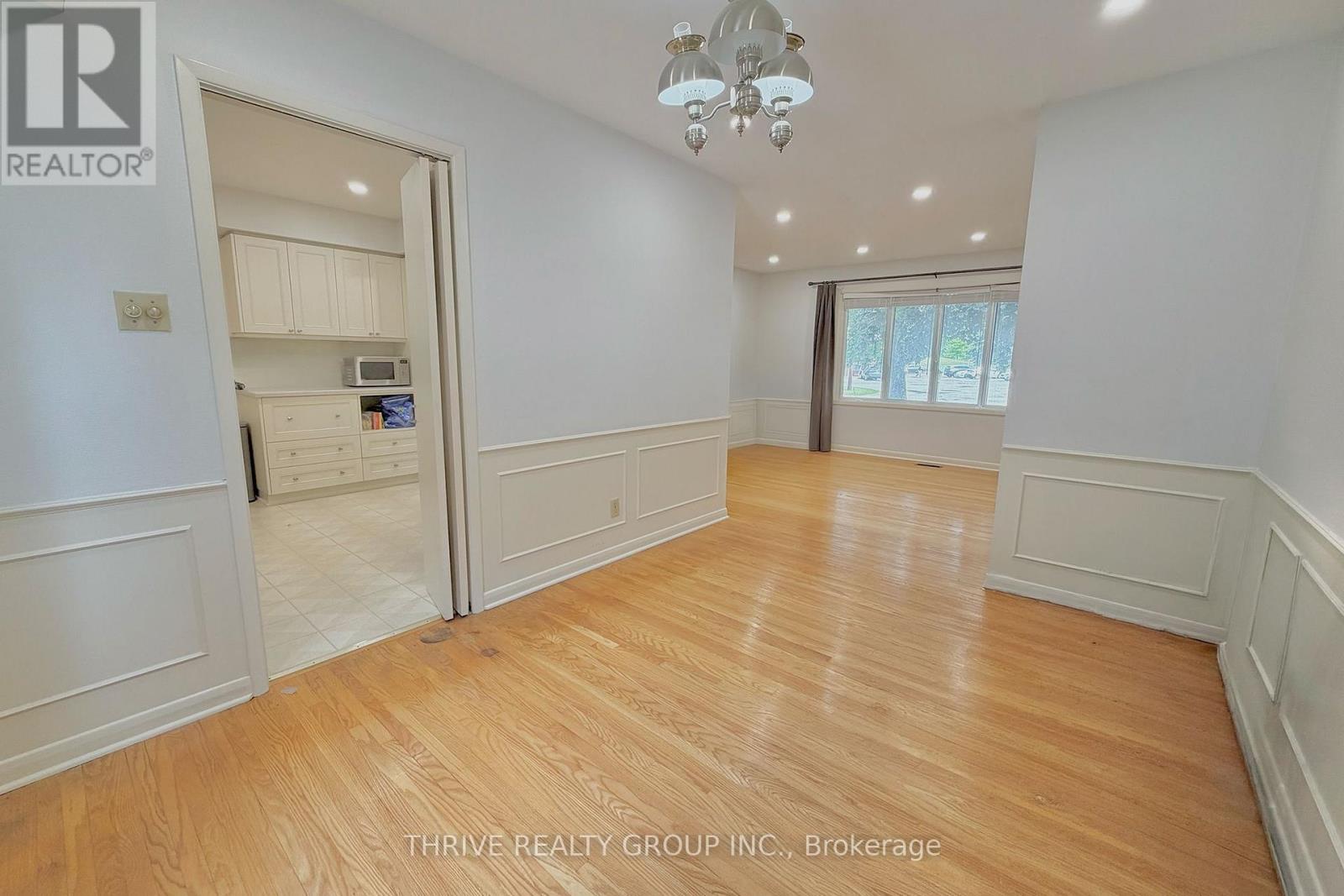 Upper - 1449 Glenora Drive, London North, Ontario  N5X 1V3 - Photo 7 - X13491108