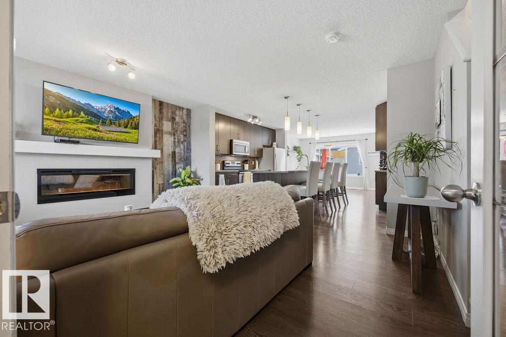 3426 Cutler Cr SW, Edmonton, Alberta  T6W 2B3 - Photo 5 - E4495695