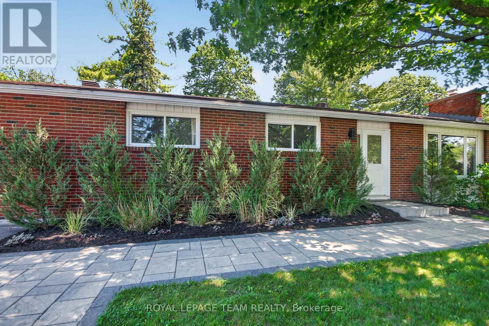 5 Caribou Avenue, Ottawa, Ontario  K2S 1M5 - Photo 4 - X13491122