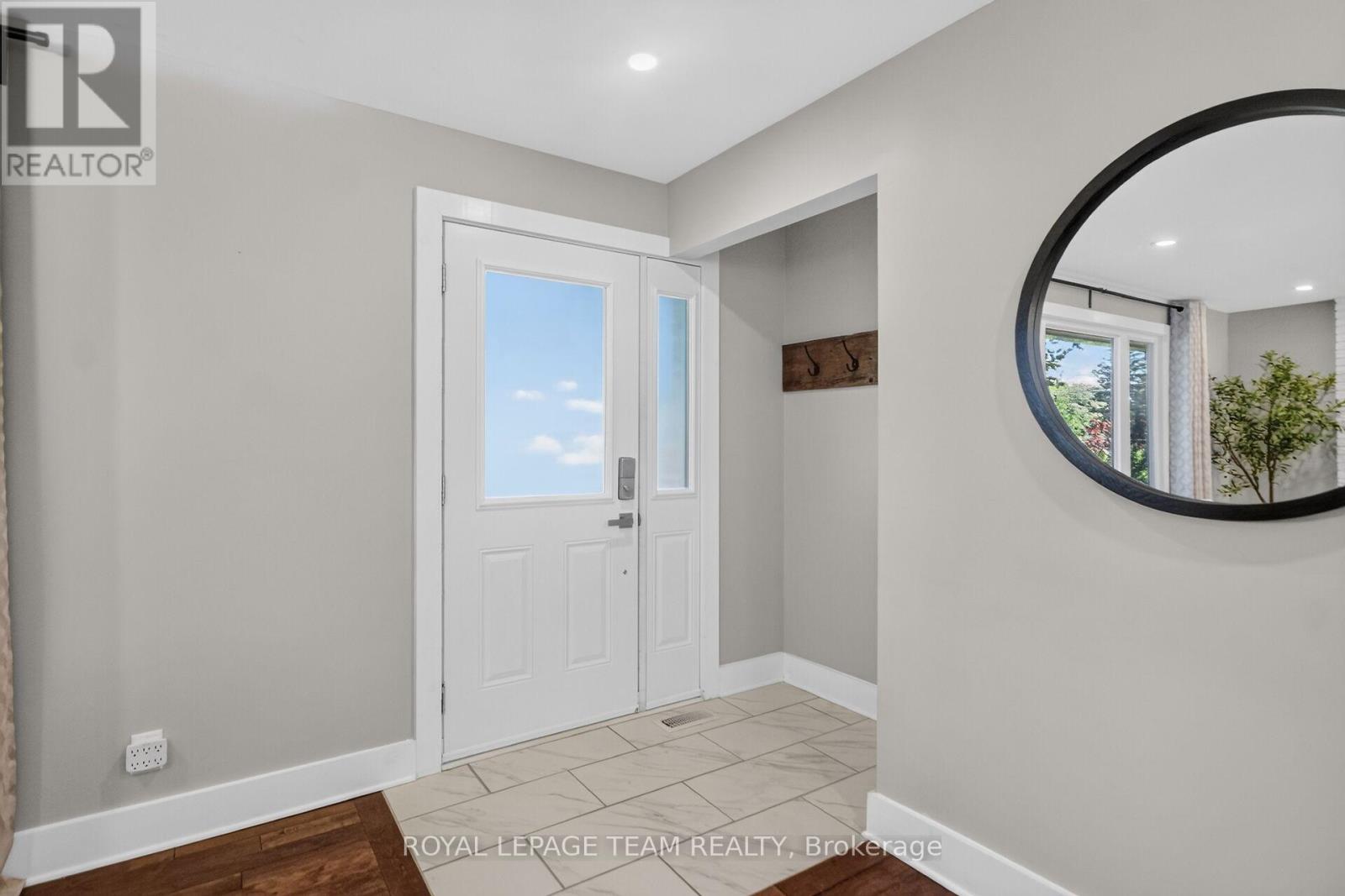 5 Caribou Avenue, Ottawa, Ontario  K2S 1M5 - Photo 5 - X13491122