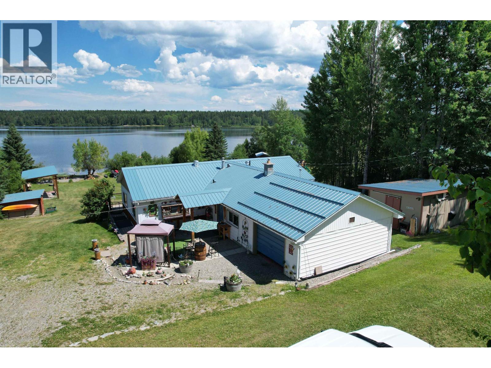 4856 Ten Mile Lake Road, Quesnel, British Columbia  V2J 6X1 - Photo 1 - R3140101