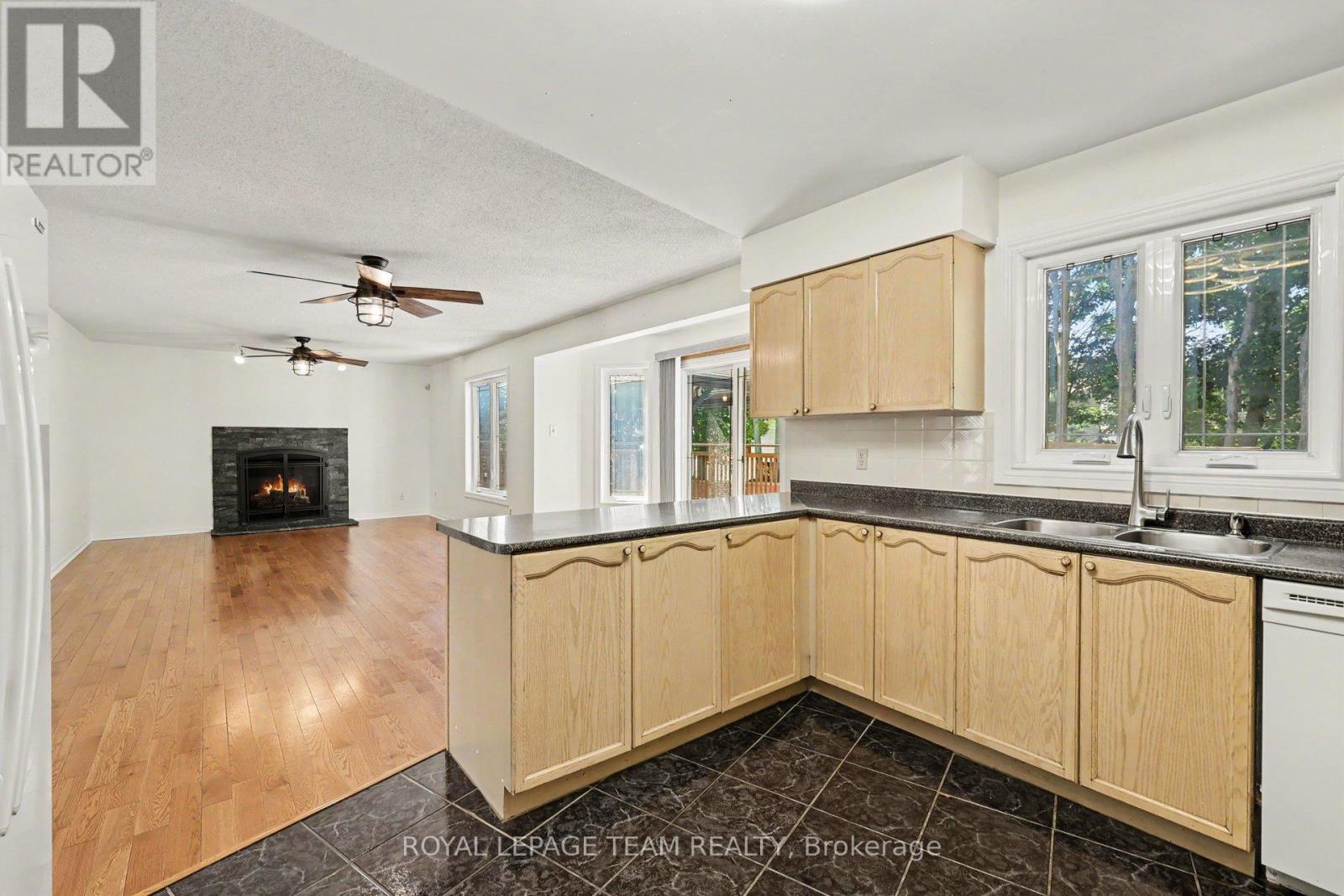 25 Beamish Crescent, Ottawa, Ontario  K2K 2R6 - Photo 9 - X13490474