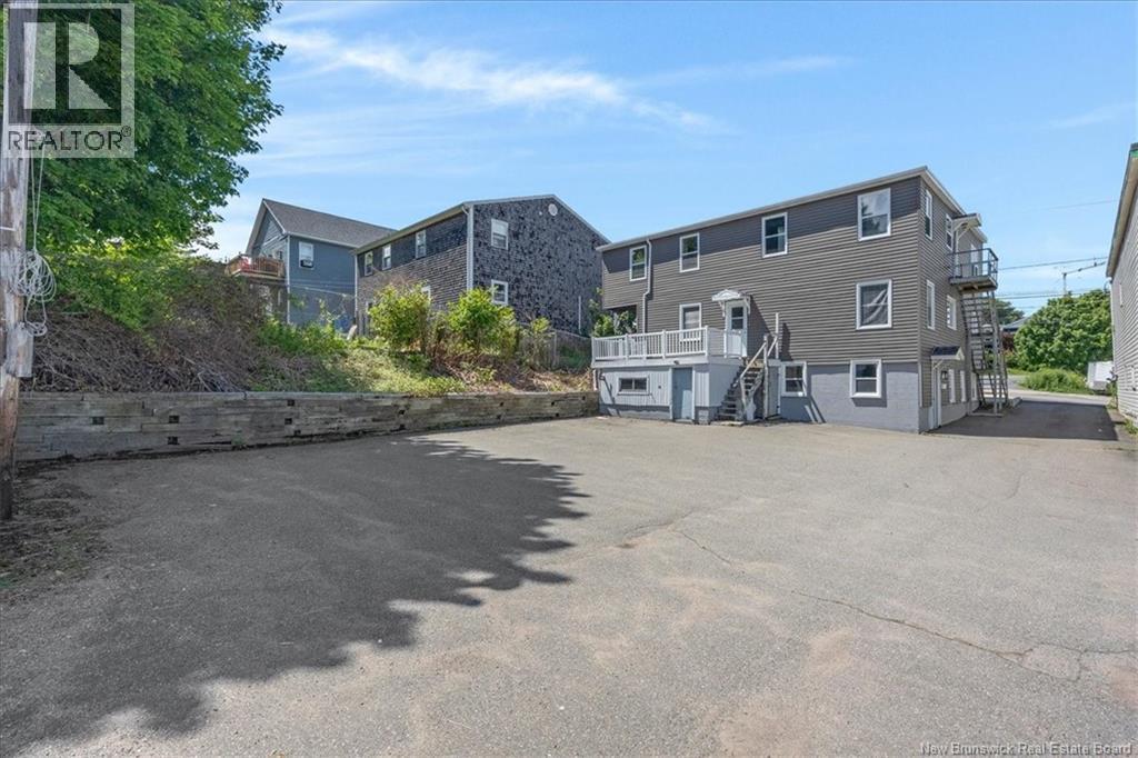 152-154 Mecklenburg Street, Saint John, New Brunswick E2L 1R5 - Photo 4 - NB142697