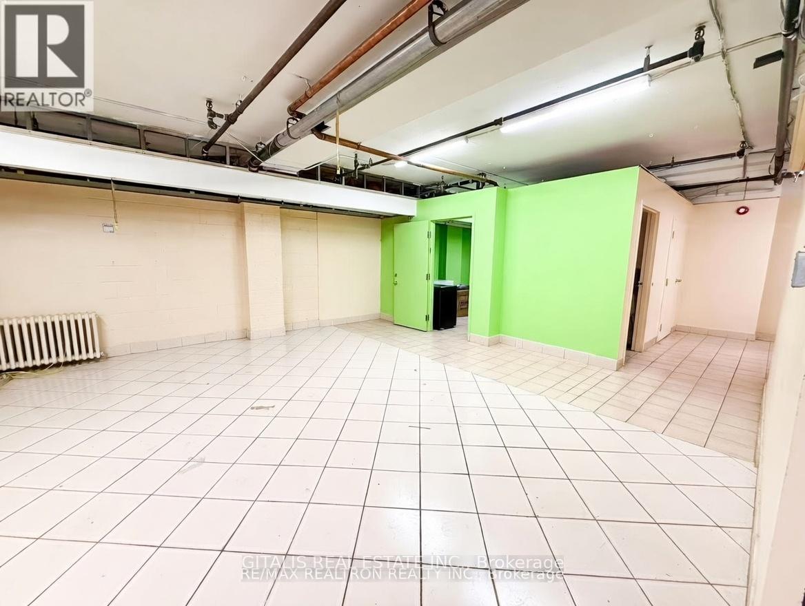 514 Yonge Street, Toronto, Ontario  M4Y 1X9 - Photo 7 - C12906962