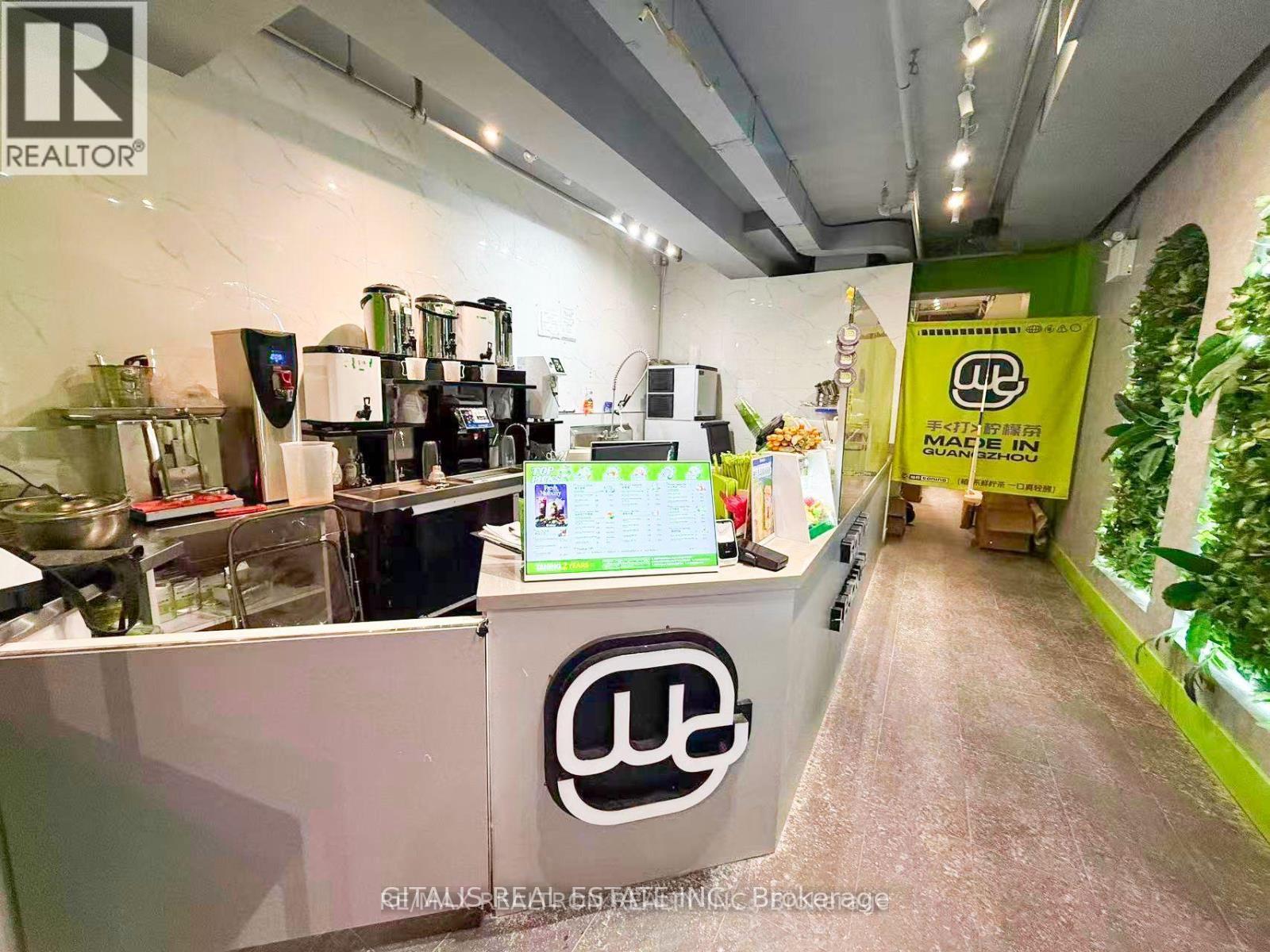 514 Yonge Street, Toronto, Ontario  M4Y 1X9 - Photo 5 - C12906962