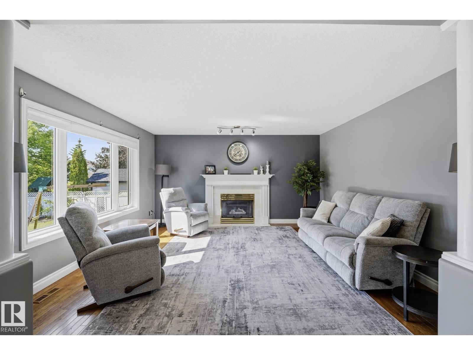 409 Estate Dr, Sherwood Park, Alberta  T8B 1L9 - Photo 12 - E4495705
