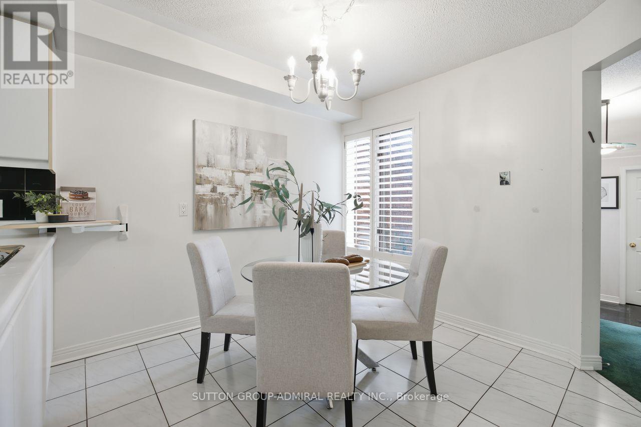 47 Brownstone Circle, Vaughan, Ontario  L4J 7P5 - Photo 5 - N13491216