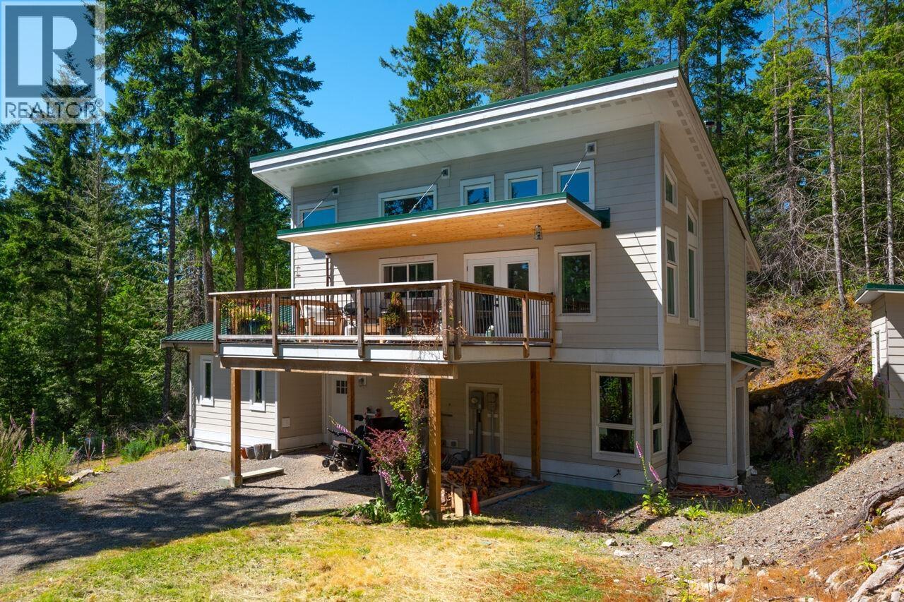 1580 EVERGREEN LANE, Bowen Island, British Columbia