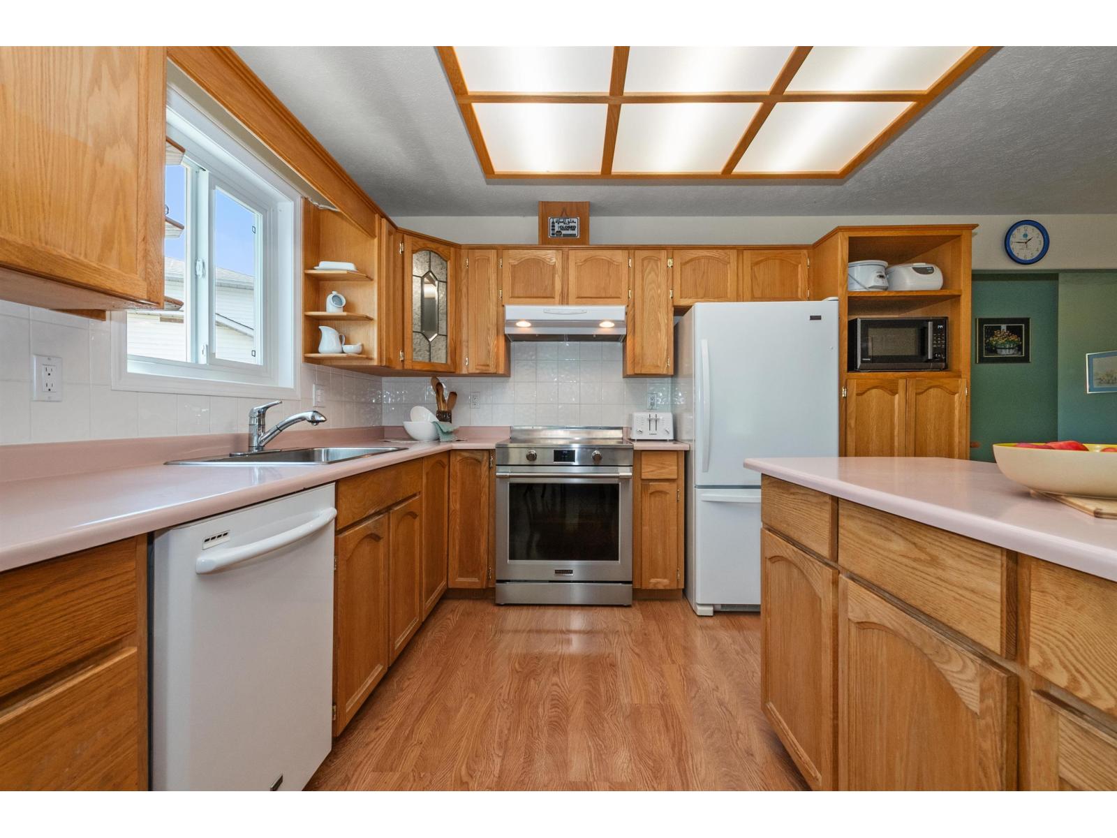 45017 Stratford Place, Sardis South, Chilliwack, British Columbia  V2R 2Z2 - Photo 12 - R3139484