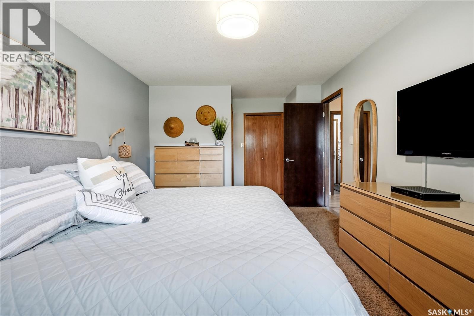 3352 Brookshire Lane, Regina, Saskatchewan  S4V 2R1 - Photo 21 - SK040705