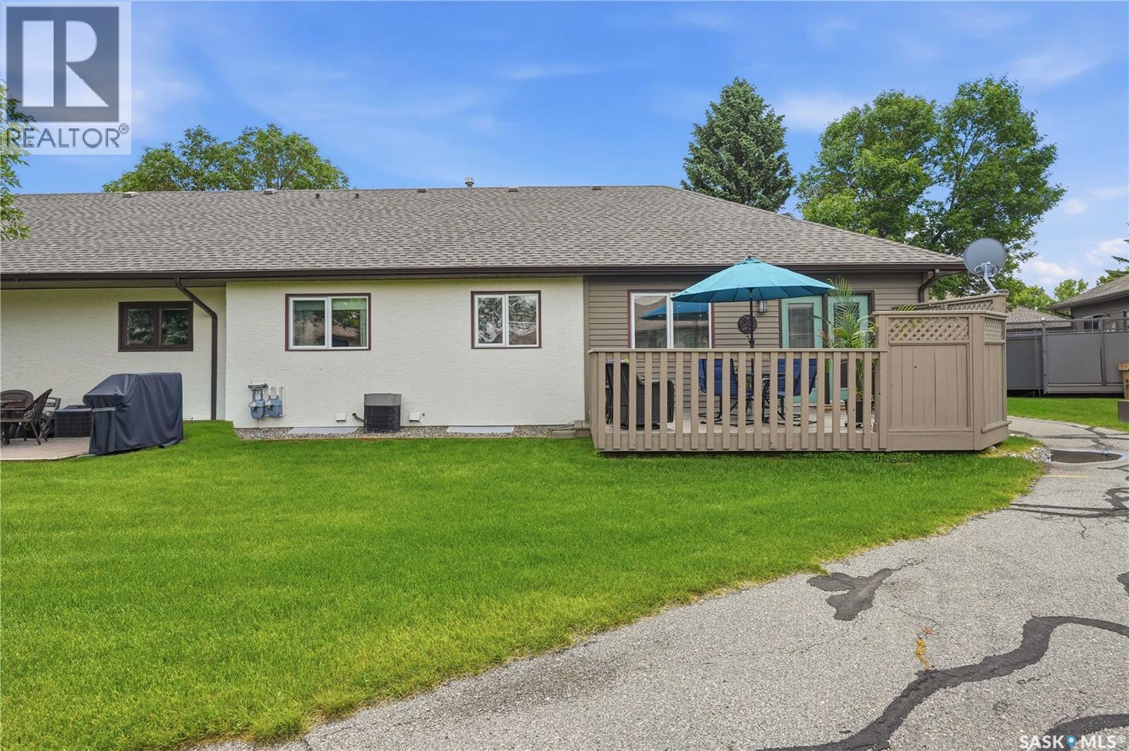 3352 Brookshire Lane, Regina, Saskatchewan  S4V 2R1 - Photo 45 - SK040705