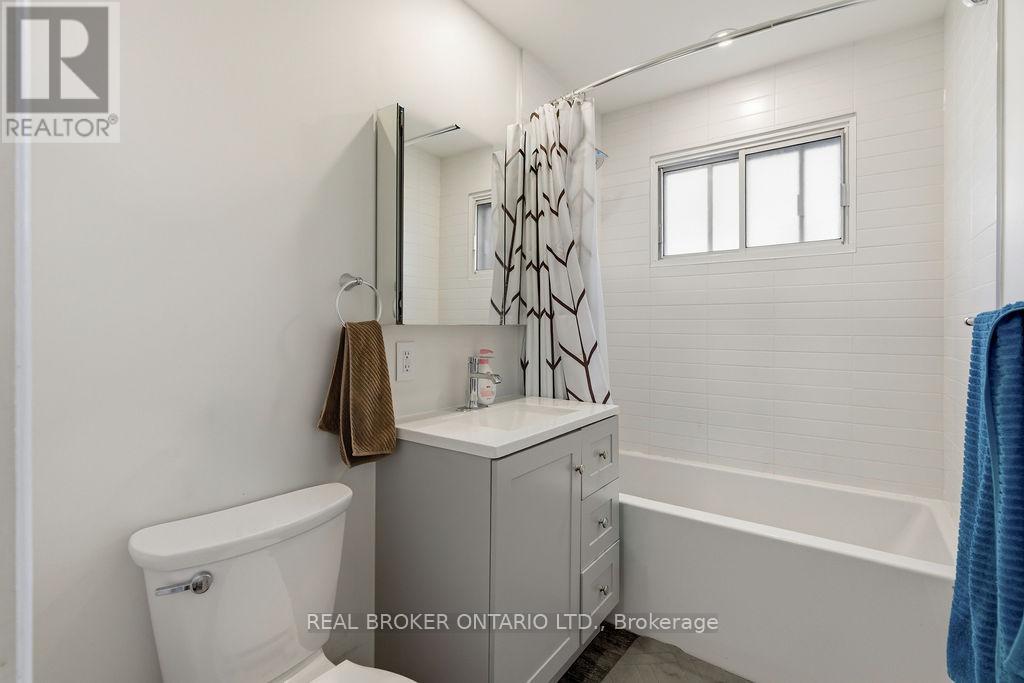 #1 - 2187 Plesser Street, Ottawa, Ontario  K1G 2X2 - Photo 18 - X13491236