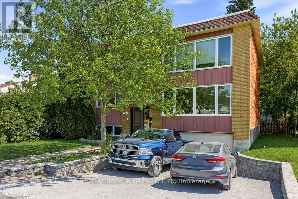 #1 - 2187 Plesser Street, Ottawa, Ontario  K1G 2X2 - Photo 2 - X13491236