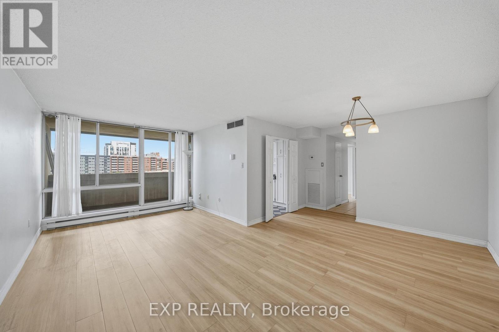 1008 - 530 Laurier Avenue W, Ottawa, Ontario  K1R 7T1 - Photo 3 - X13491262