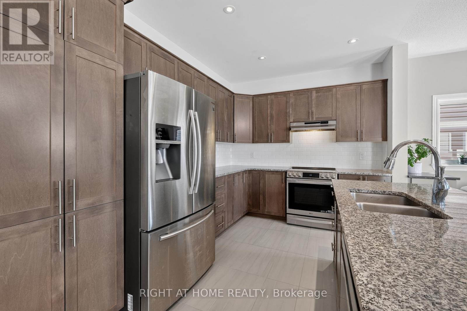 207 Mareth Way, Ottawa, Ontario  K4M 0C9 - Photo 14 - X13491282