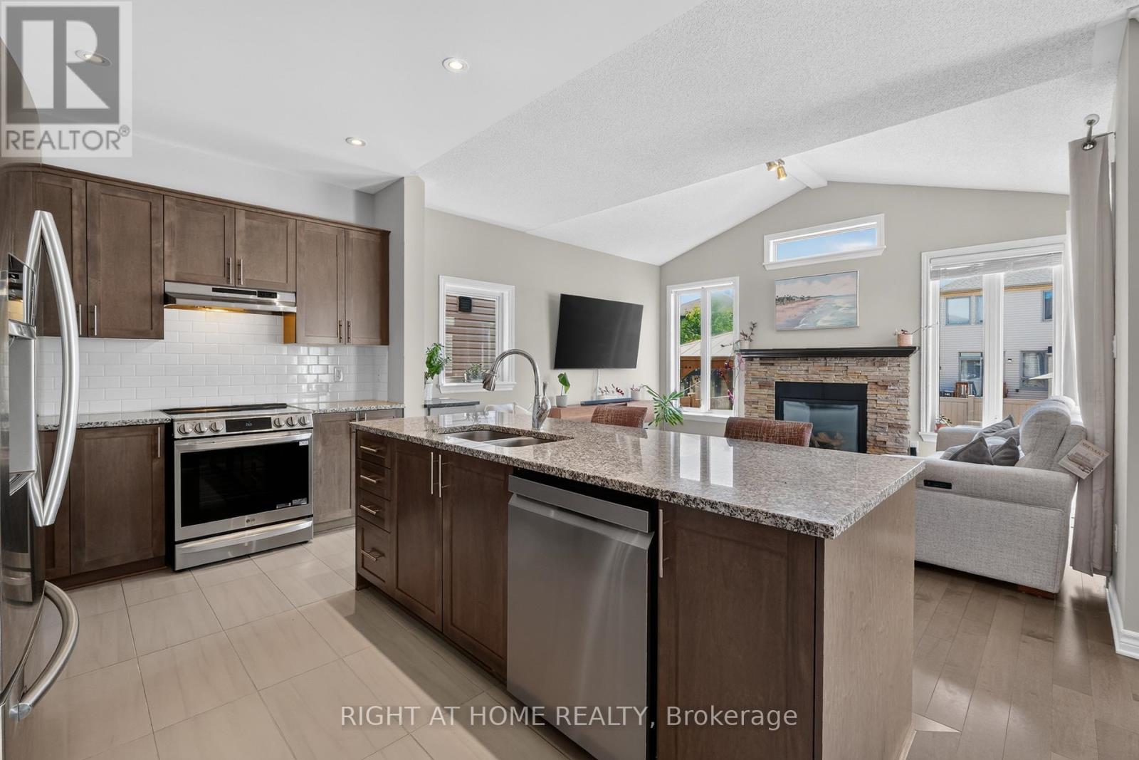 207 Mareth Way, Ottawa, Ontario  K4M 0C9 - Photo 15 - X13491282