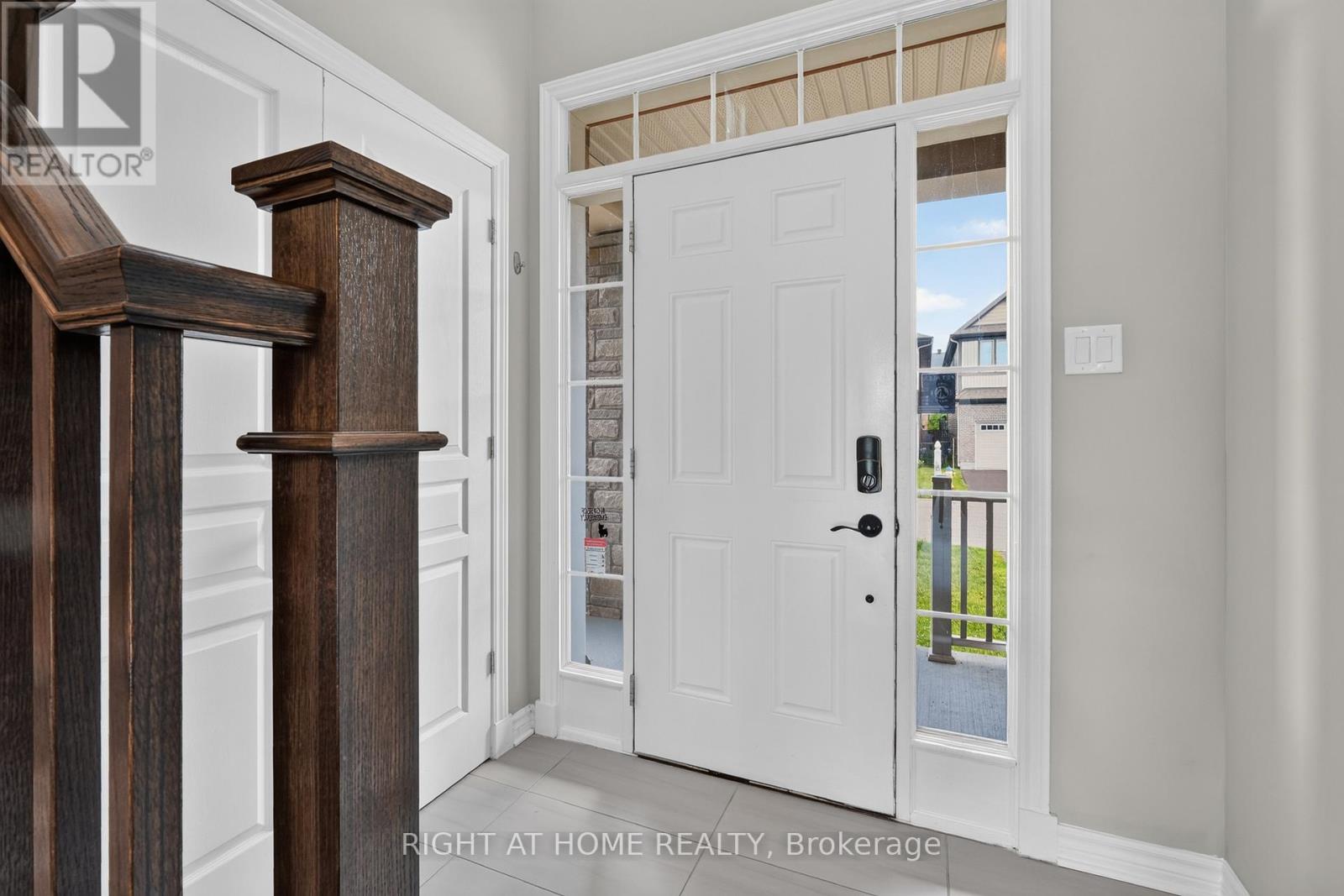 207 Mareth Way, Ottawa, Ontario  K4M 0C9 - Photo 3 - X13491282