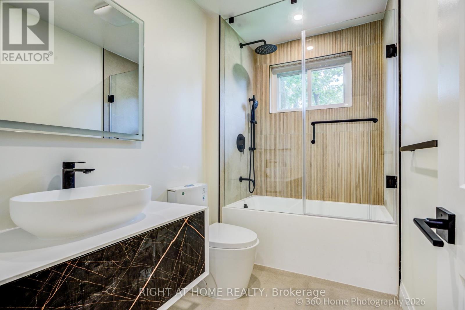 22 Gleneagle Crescent, Toronto, Ontario  M2J 3H3 - Photo 17 - C13490208