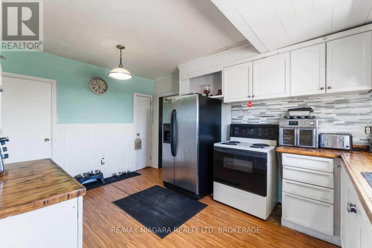 298 Southworth Street, Welland, Ontario  L3B 1Z6 - Photo 11 - X13491276