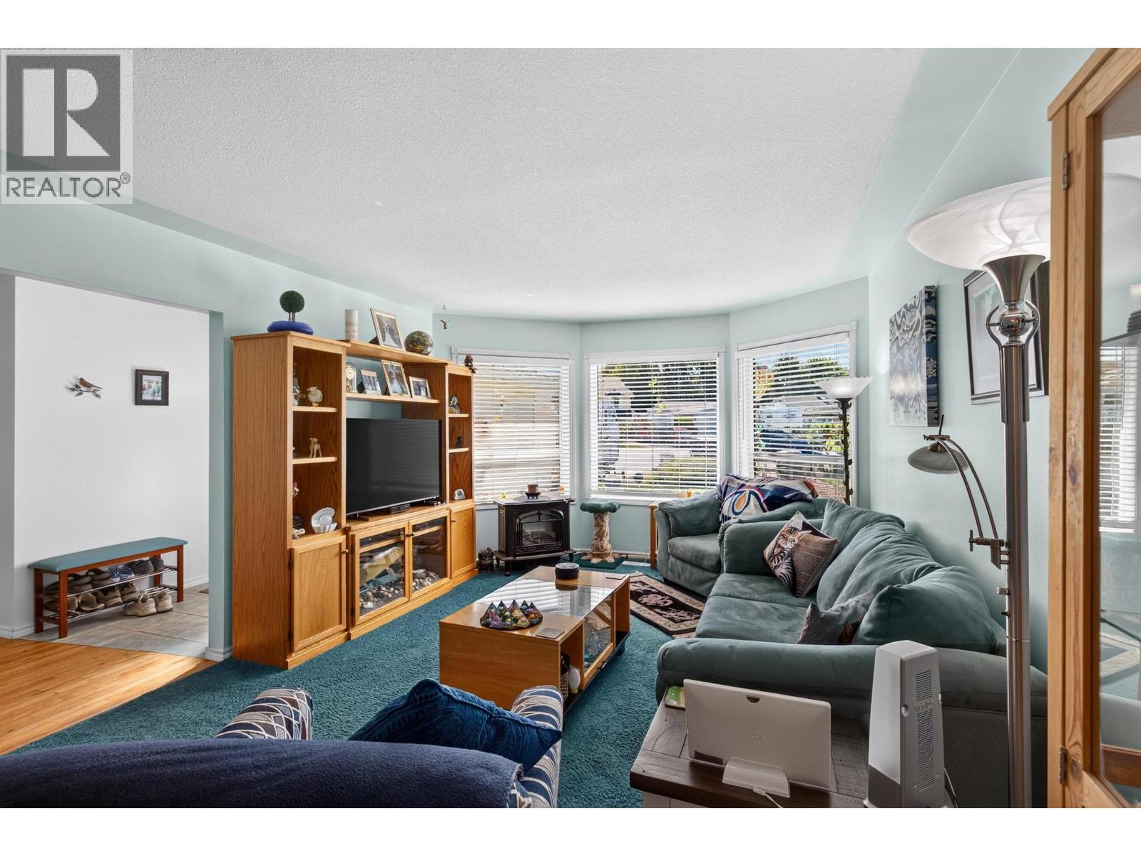 402 Houghton Court, Kelowna, British Columbia  V1X 7C7 - Photo 12 - 10392791