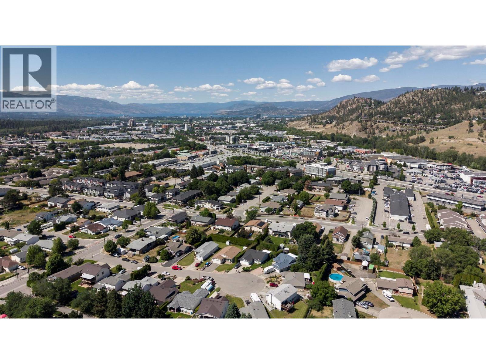 402 Houghton Court, Kelowna, British Columbia  V1X 7C7 - Photo 31 - 10392791