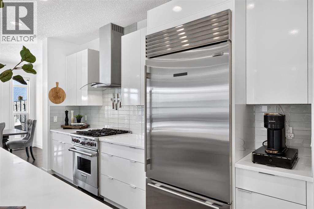 60 Tremblant Terrace Sw, Calgary, Alberta  T3H 0B9 - Photo 10 - A2324421