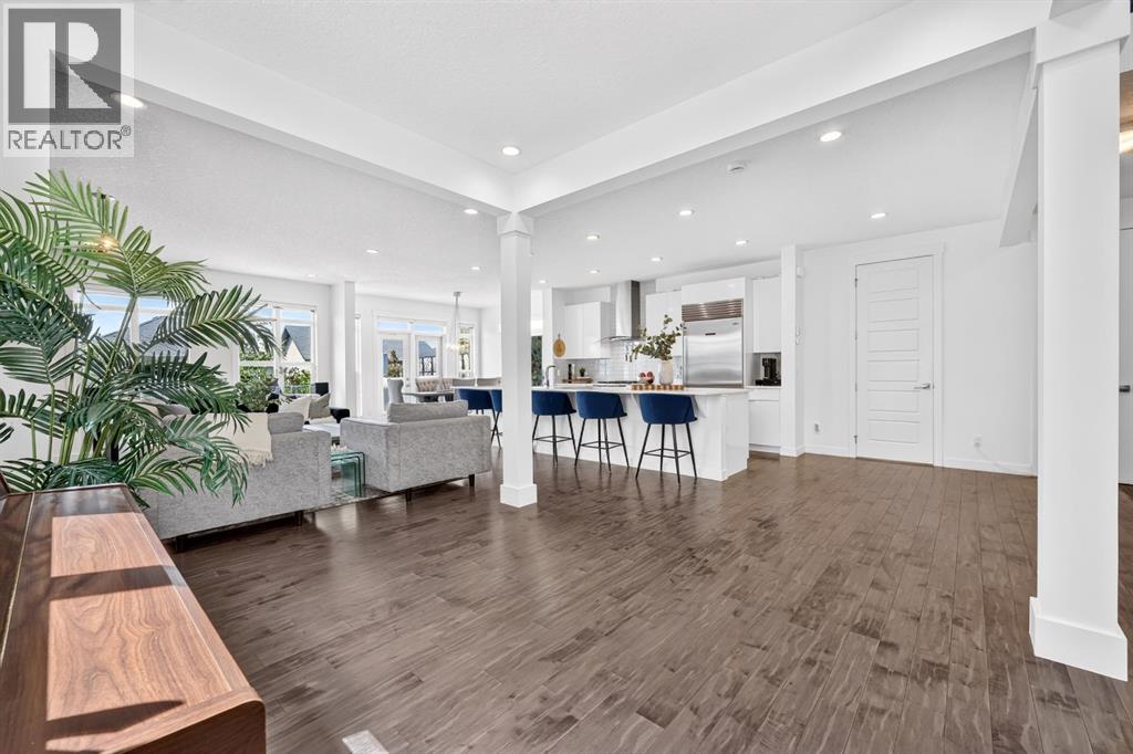 60 Tremblant Terrace Sw, Calgary, Alberta  T3H 0B9 - Photo 11 - A2324421