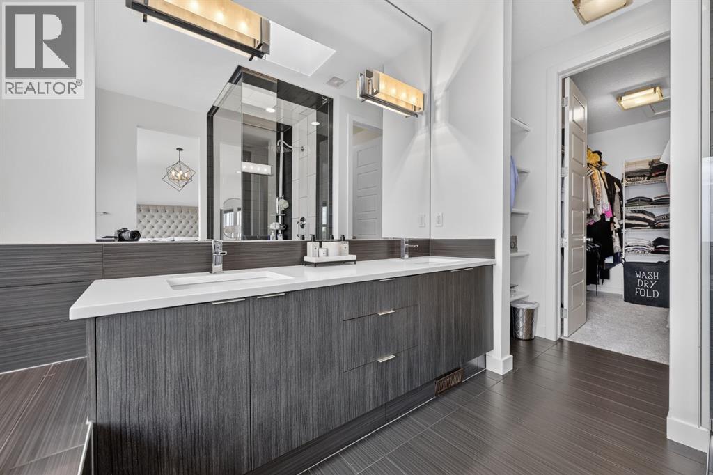 60 Tremblant Terrace Sw, Calgary, Alberta  T3H 0B9 - Photo 23 - A2324421