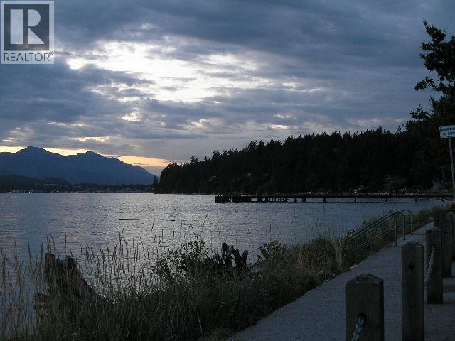 5160 Ridgeview Drive, Sechelt, British Columbia  V7Z 0B8 - Photo 37 - R3140110