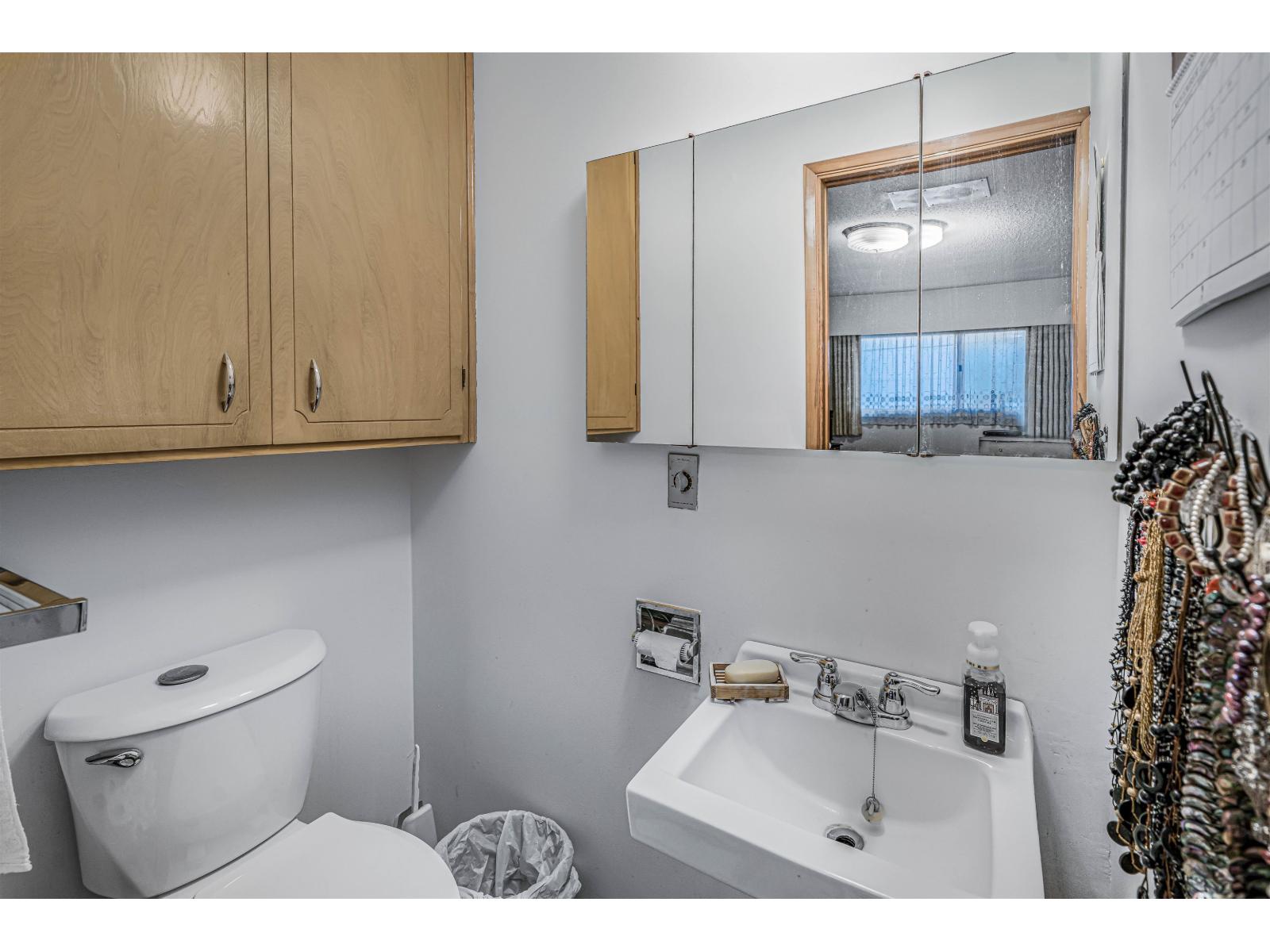 31908 Old Yale Road, Abbotsford, British Columbia  V2T 2C6 - Photo 10 - R3139694