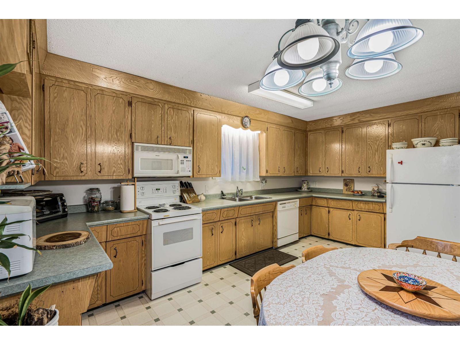 31908 Old Yale Road, Abbotsford, British Columbia  V2T 2C6 - Photo 6 - R3139694