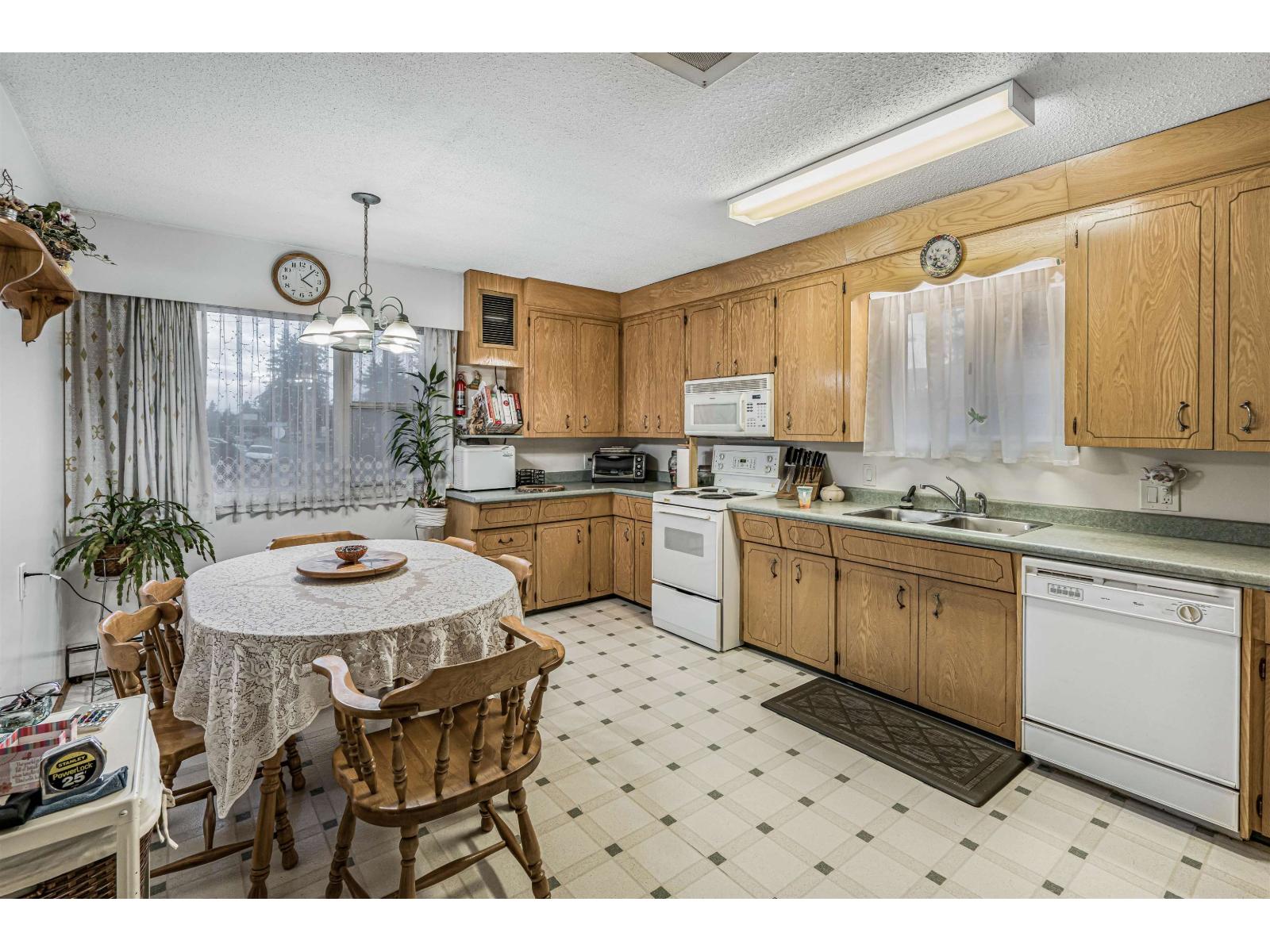31908 Old Yale Road, Abbotsford, British Columbia  V2T 2C6 - Photo 7 - R3139694