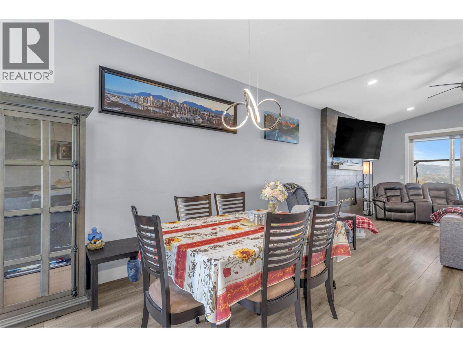 1955 Foxtail Terrace, Kelowna, British Columbia  V1P 1T9 - Photo 8 - 10386297