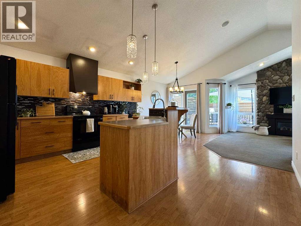 2 Riverbrook Close W, Lethbridge, Alberta  T1K 7P2 - Photo 18 - A2298066