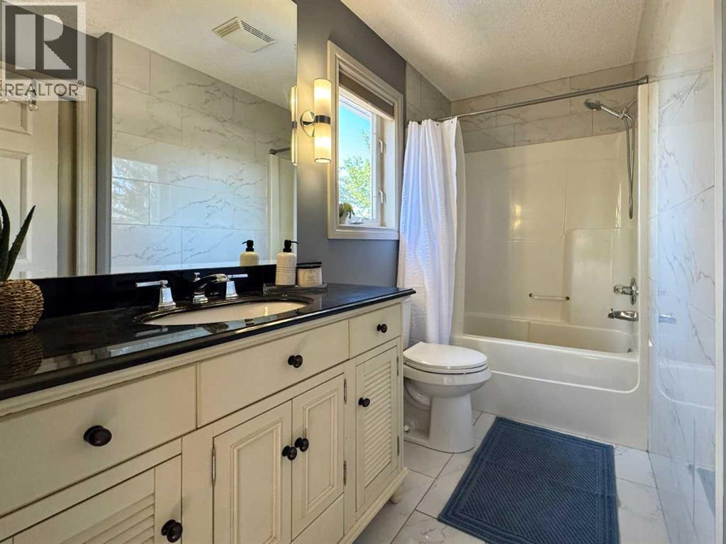 2 Riverbrook Close W, Lethbridge, Alberta  T1K 7P2 - Photo 29 - A2298066