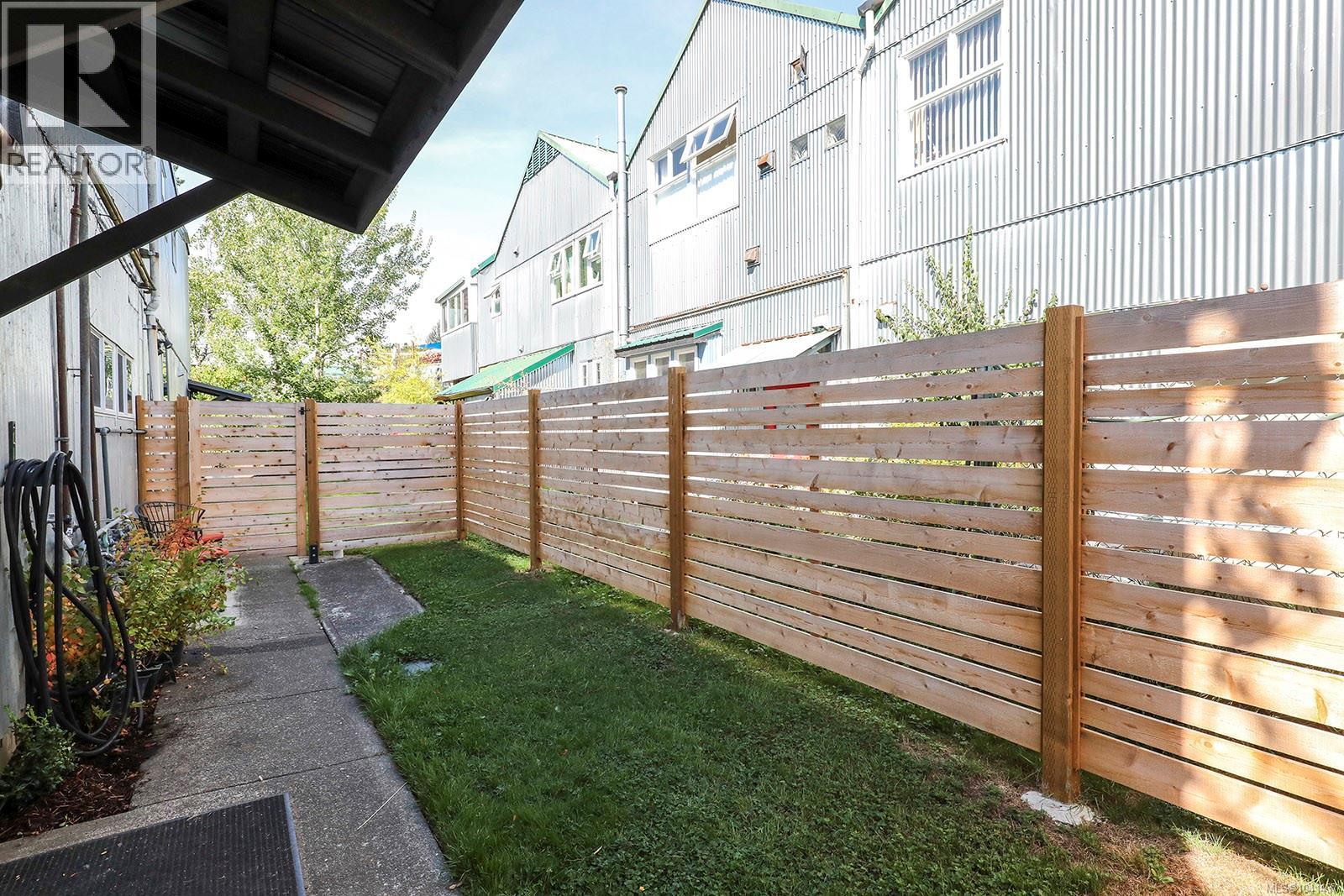 A/d & B/c 2449 Rosewall Cres, Courtenay, British Columbia  V9N 8R9 - Photo 34 - 1041437