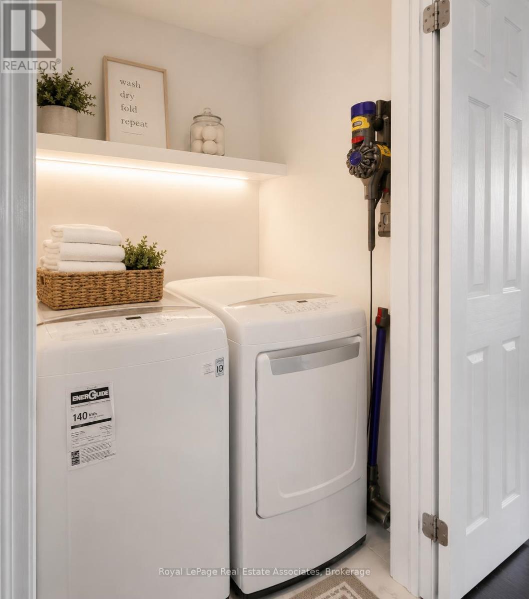70 Locker Place, Milton, Ontario  L9E 1E8 - Photo 7 - W13491300