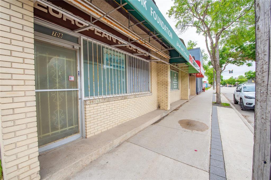708 Ellice Avenue, Winnipeg, Manitoba  R3G 0B1 - Photo 14 - 202614963