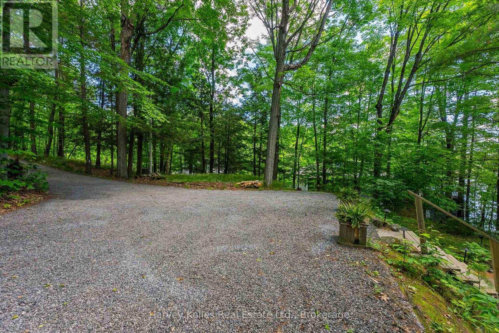 1043 Muskoka Crescent Road, Bracebridge, Ontario  P1L 1X2 - Photo 16 - X13459952
