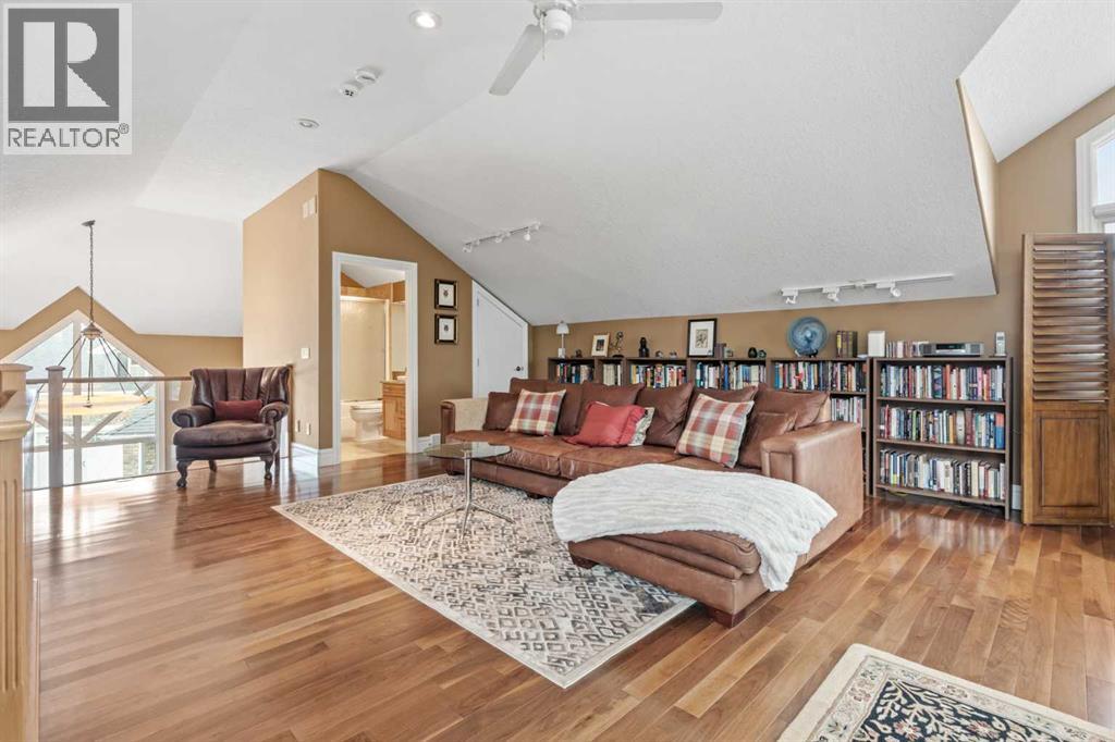 13 Discovery Rise Sw, Calgary, Alberta  T3H 4N6 - Photo 25 - A2322070