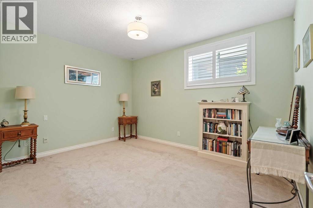 13 Discovery Rise Sw, Calgary, Alberta  T3H 4N6 - Photo 39 - A2322070