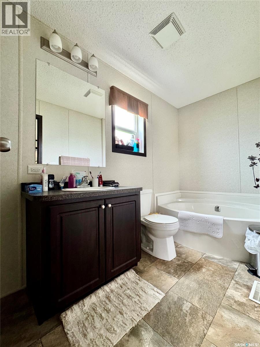 511 Arundel Avenue S, Bredenbury, Saskatchewan  S0A 2A0 - Photo 33 - SK040459