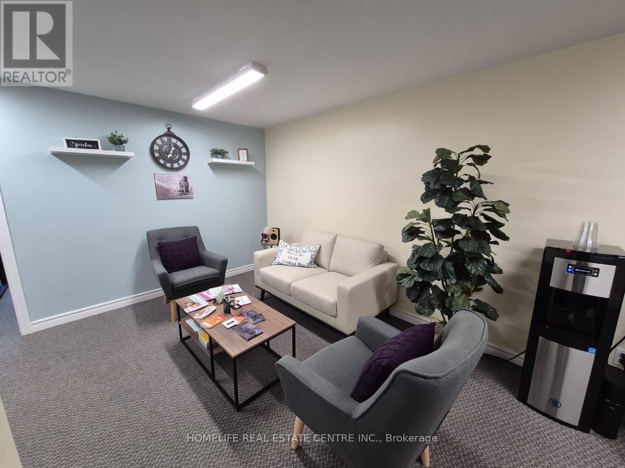 1 (Upper) - 45 Dalkeith Drive, Brantford, Ontario  N3P 1M1 - Photo 3 - X13491272