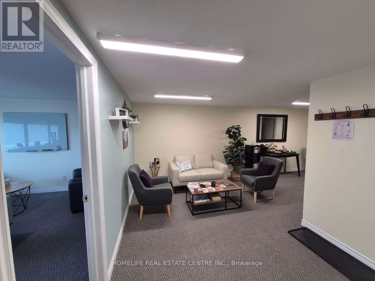 1 (Upper) - 45 Dalkeith Drive, Brantford, Ontario  N3P 1M1 - Photo 5 - X13491272
