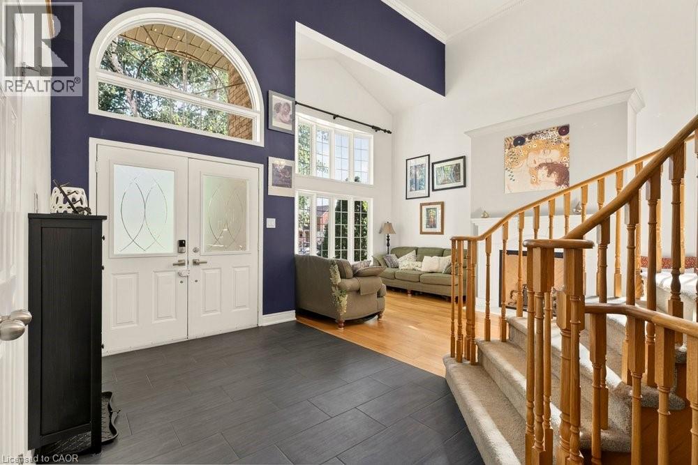 126 Davidson Boulevard, Dundas, Ontario  L9H 7M5 - Photo 3 - 40842977