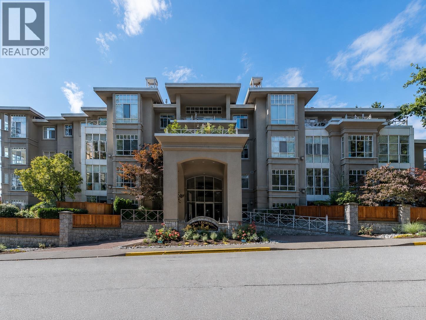 315 630 ROCHE POINT DRIVE