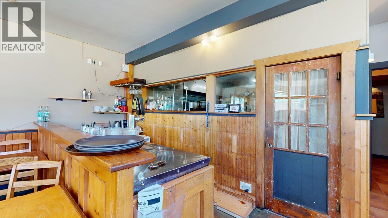 1999 Second Avenue, Rossland, British Columbia  V0G 1Y0 - Photo 15 - 10392665