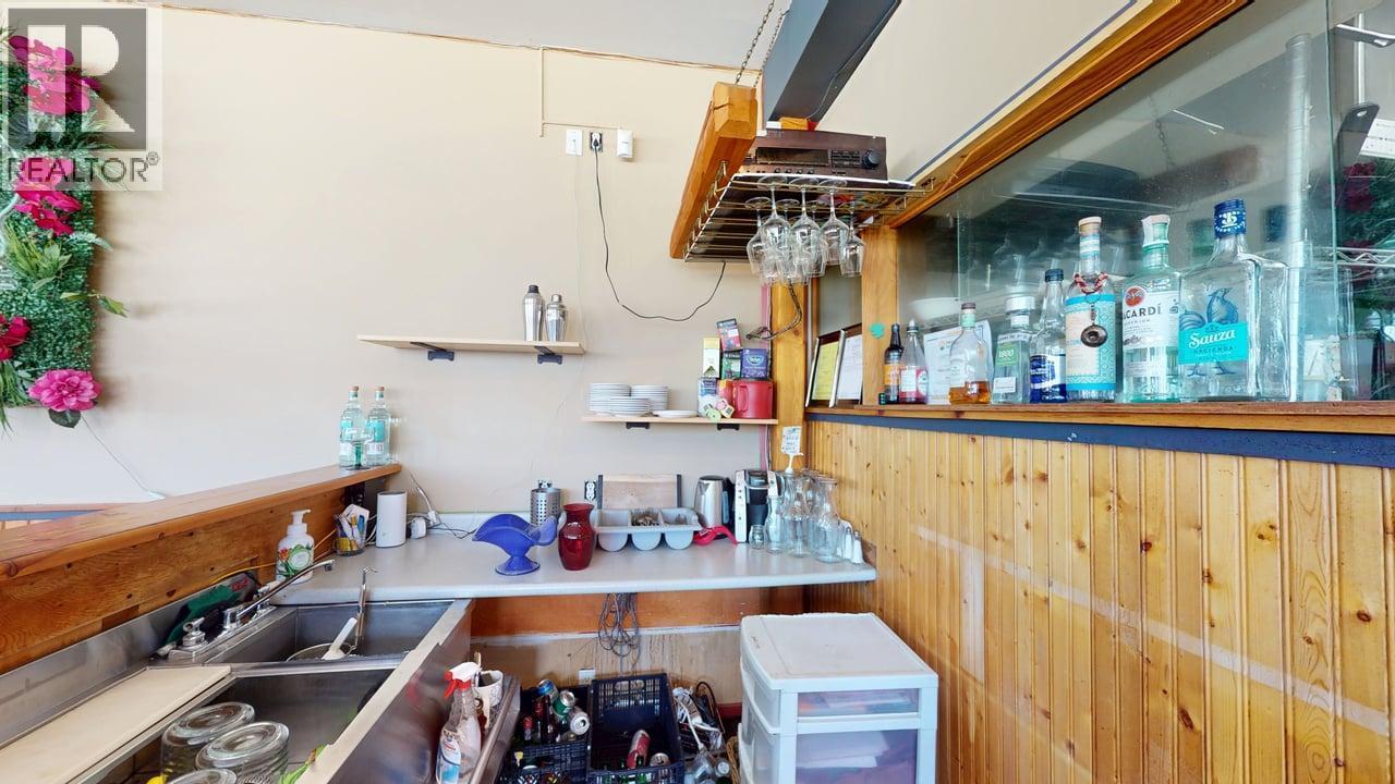 1999 Second Avenue, Rossland, British Columbia  V0G 1Y0 - Photo 17 - 10392665