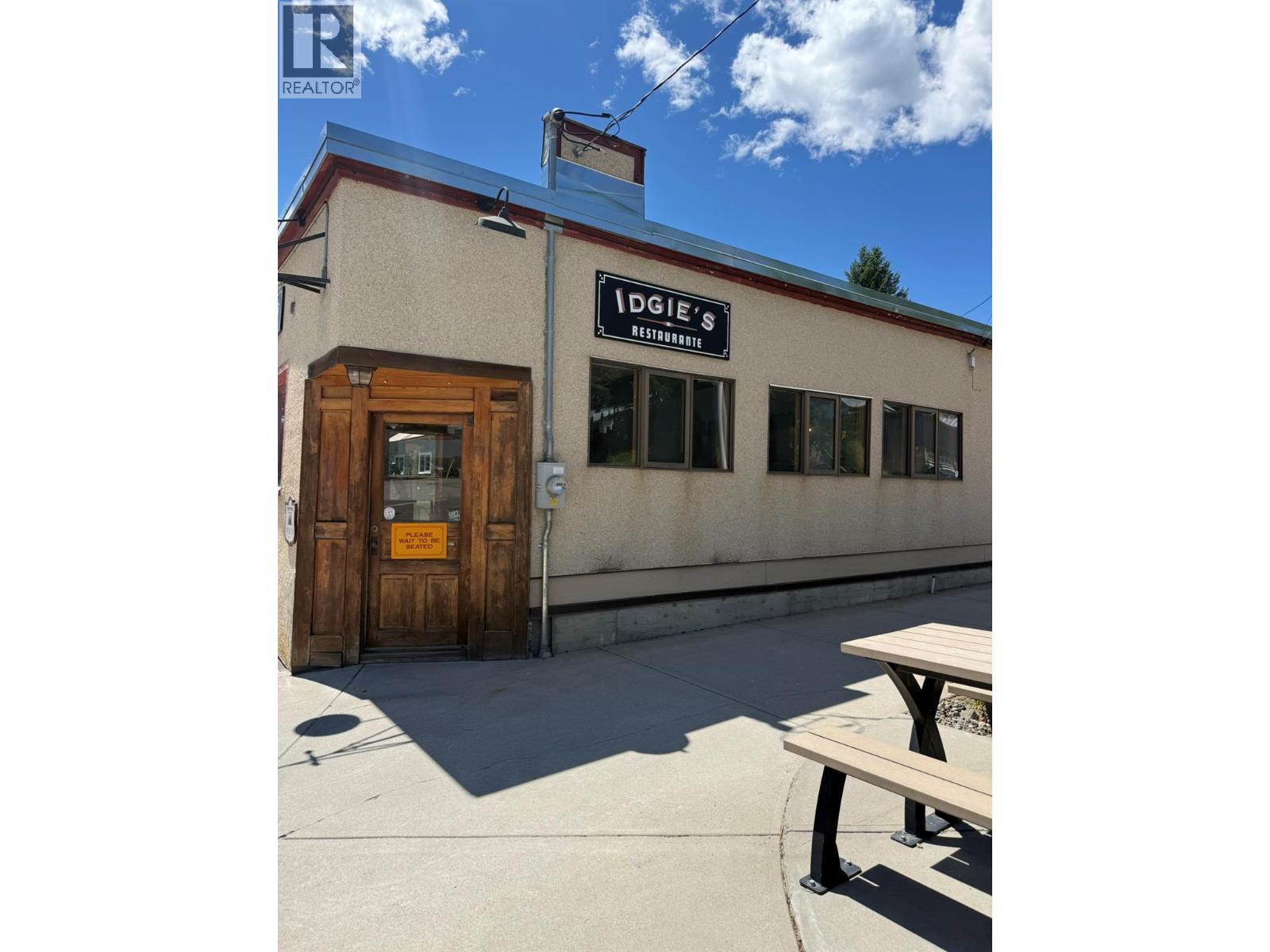 1999 Second Avenue, Rossland, British Columbia  V0G 1Y0 - Photo 1 - 10392665
