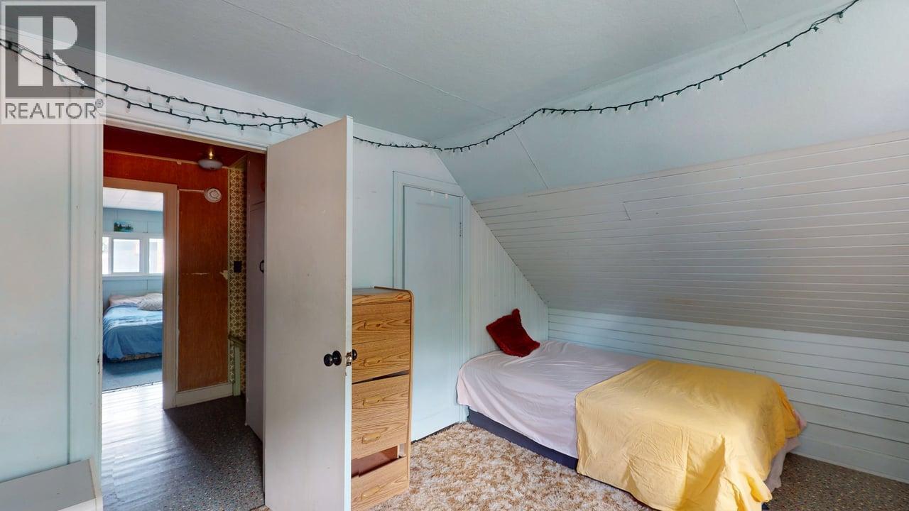1999 Second Avenue, Rossland, British Columbia  V0G 1Y0 - Photo 36 - 10392665